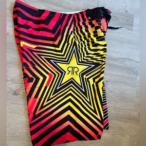 Mens Fox Racing board shorts size 32